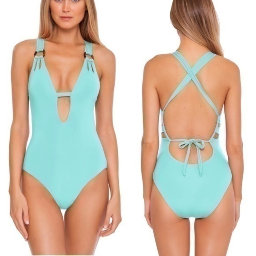 Becca One Piece Size Small